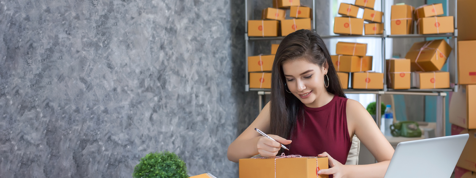 A Comprehensive Guide to Building an Online Brand for Small Businesses