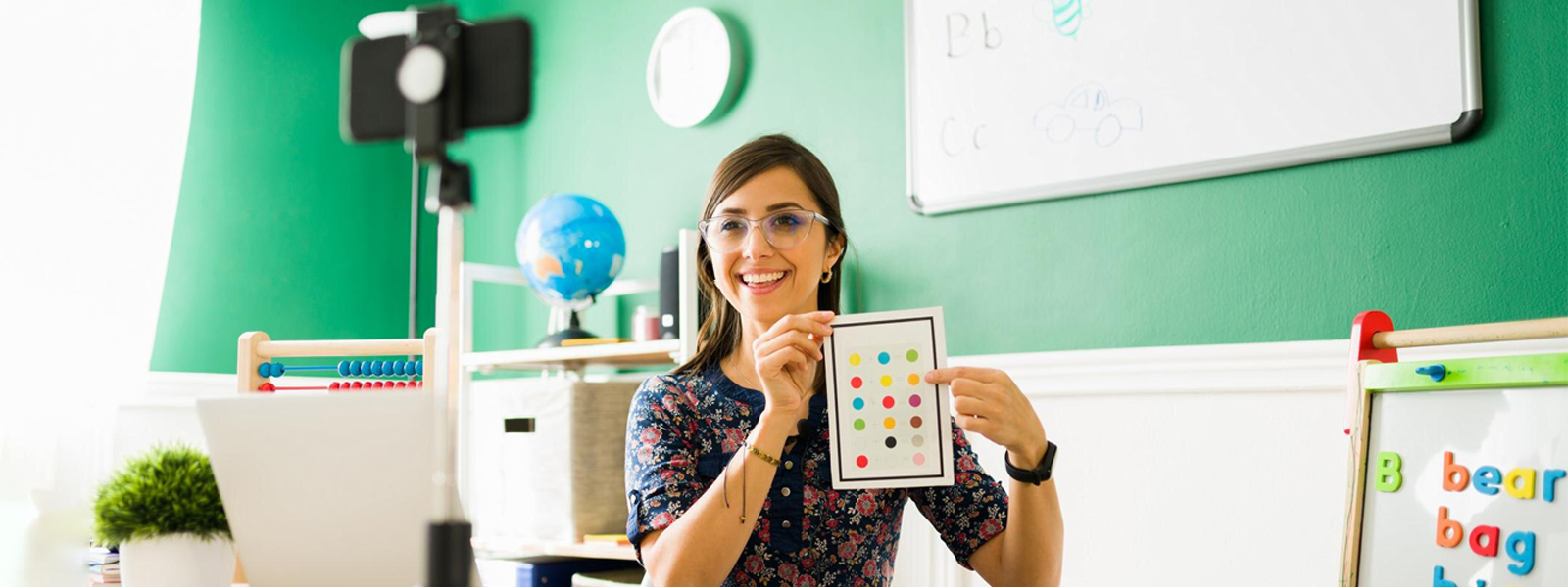 The Role of Influencers in Shaping Education Trend